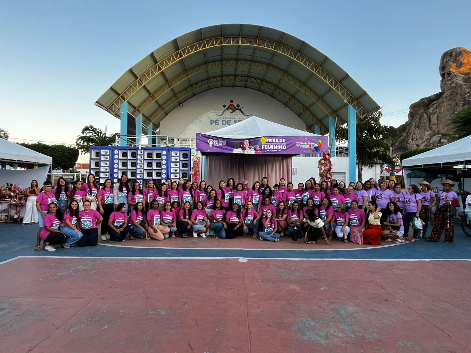 Pé de Serra realiza Feira da Mulher Empreendedora