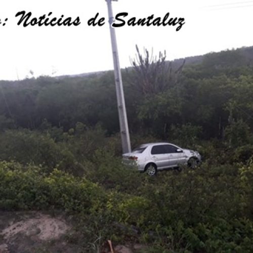 Consultora da natura que seguia de Santaluz para Serrinha capota carro em Valente