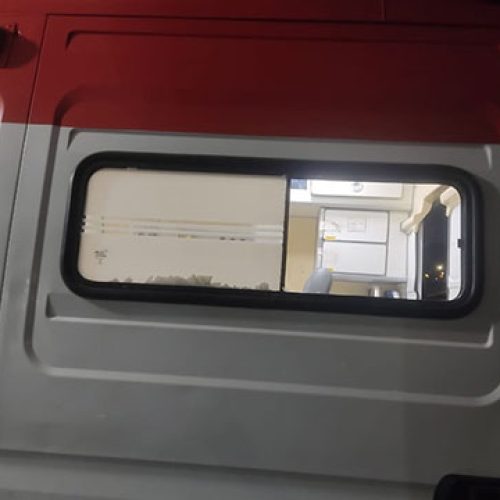 Ambulância do Samu é apedrejada em Serrinha e técnico de enfermagem fica ferido