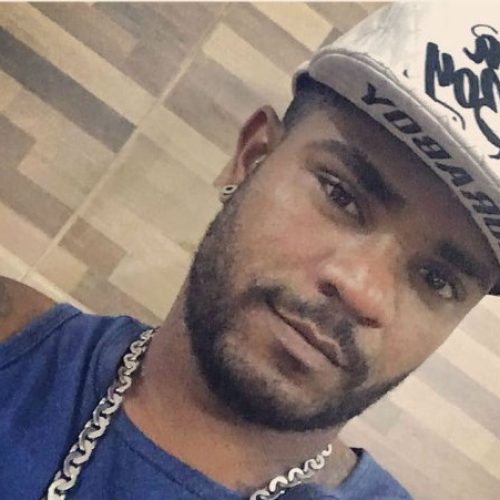 Tatuador é morto a tiros no bairro de Coutos em Salvador