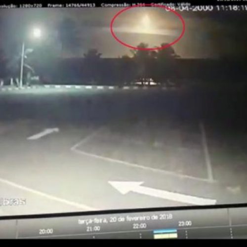 ‘Clarão no céu’ chama a atenção de moradores de Salvador