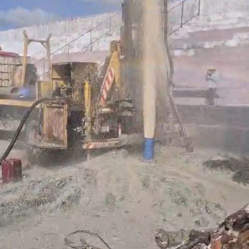 Desespero da seca leva Prefeitura a escavar poço no Estádio Eliel Martins, em Riachão do Jacuípe