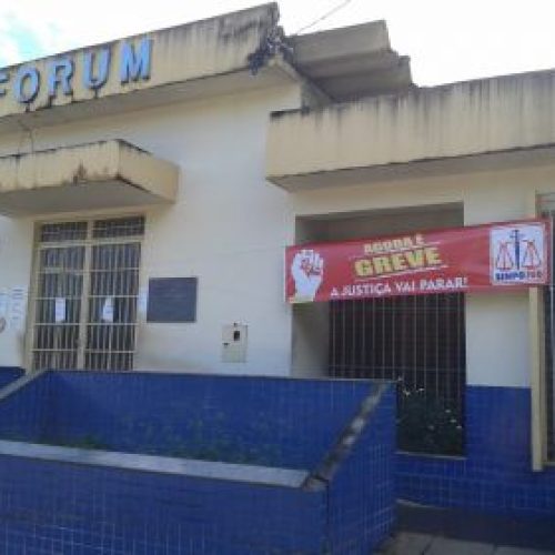 Júri condena servidora a 77 anos de prisão por matar três pessoas em acidente