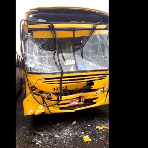 Ex-funcionário de empresa de ônibus é detido após sequestrar veículo e invadir garagens em Salvador
