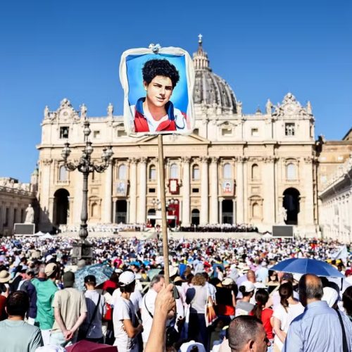 Papa Leão XIV canoniza Carlo Acutis, primeiro santo millennial, em cerimônia no Vaticano