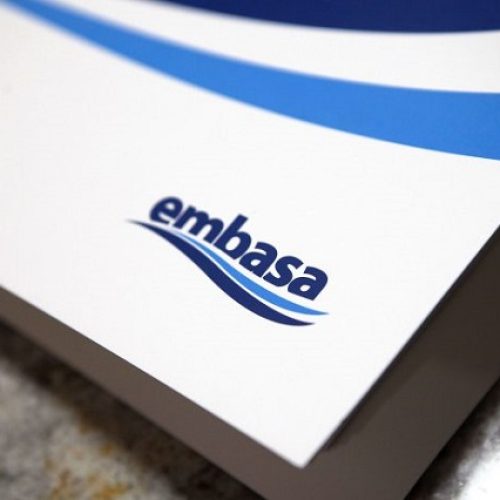 Governador sanciona leis que garantem bolsa a estudantes e isenção no pagamento da conta de água