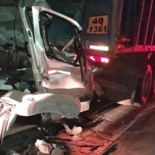 Acidente grave com van de R. do Jacuípe deixa 5 mortos e 2 feridos na BR-324