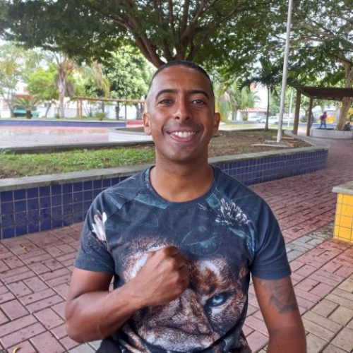 Após passar em 6 concursos públicos, policial e professor dá dicas de como alcançar objetivos na carreira