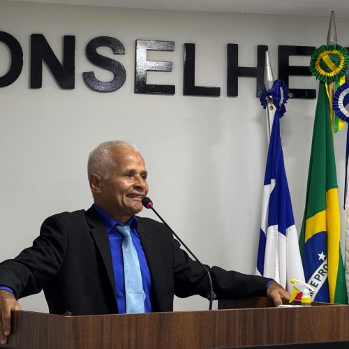 Vereador Daniel Macário retorna às sessões após recuperação de acidente na BR-324