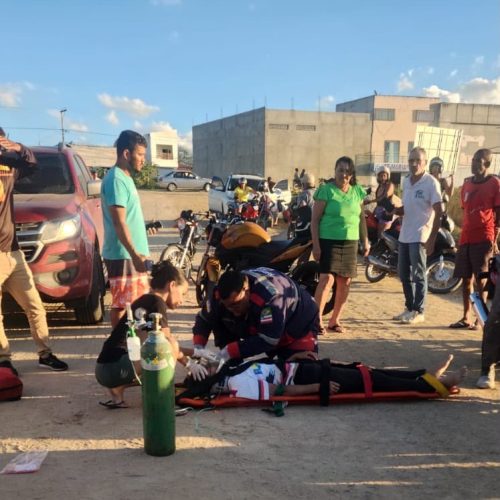 Motociclista sofre grave acidente na BA-120 e é socorrida inconsciente em Conceição do Coité