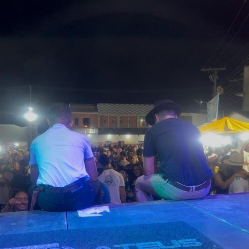 Mendes e Matheus brilham na VI Cavalgada do Povoado Ipirai, realizada em 14 de dezembro de 2025, em Capela do Alto Alegre