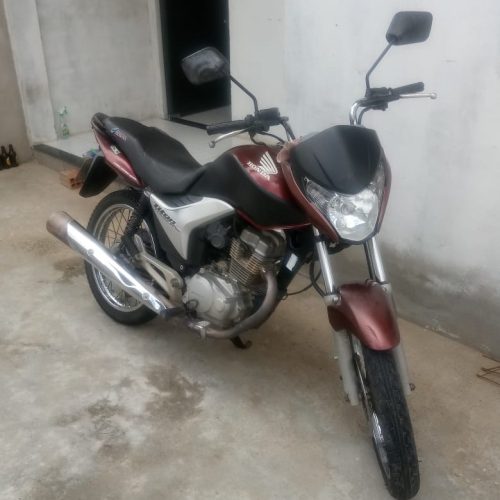 Motoboy tem moto tomada de assalto na estrada de Serra Preta