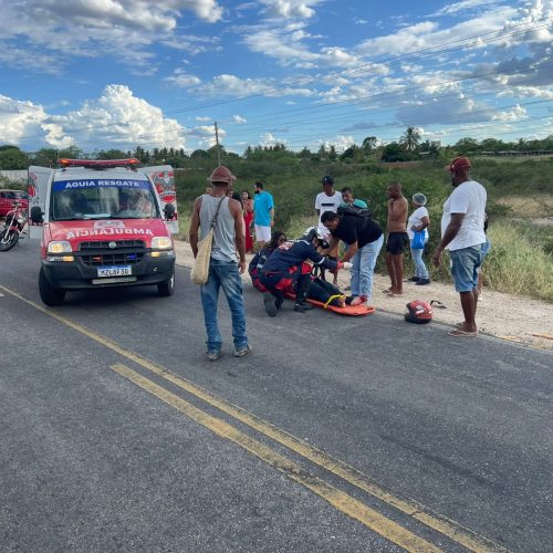 Acidente com motocicleta deixa mãe e filha feridas na BA-120, entre Conceição do Coité e Retirolândia
