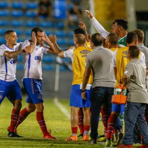 Bahia derrota o Ceará e conquista primeiro triunfo fora no Brasileirão