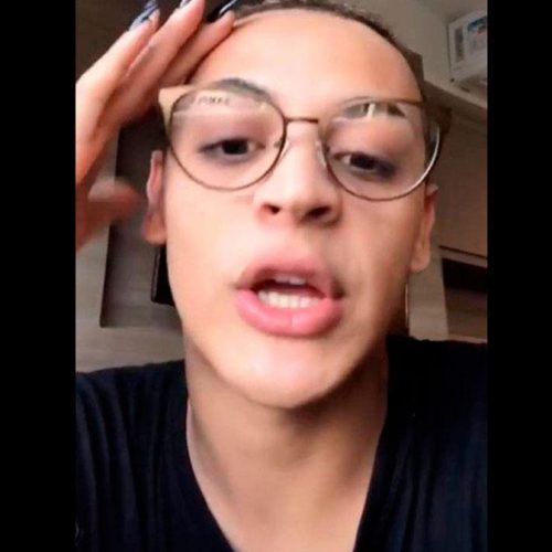 Pabllo Vittar detona jornalista ao desfazer polêmica: “Vai lavar uma roupa”