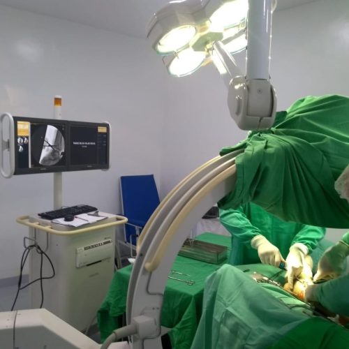 Hospital de R. do Jacuípe realiza primeira cirurgia com “Arco Cirúrgico”