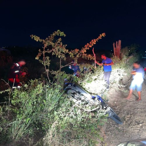 Jovem fica ferido em acidente de moto na estrada de acesso ao distrito de Aroeira