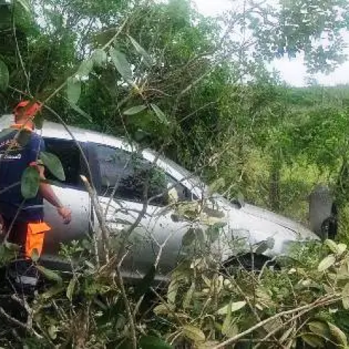 Acidente é registrado na BR-324 próximo a Vila Aparecida