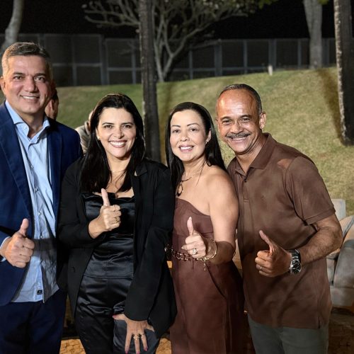 Elinaldo reúne prefeitos e lideranças baianas com Coronel e João Roma em Brasília