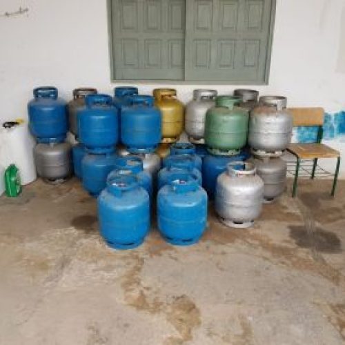 Homem é preso ao tentar vender litro de gasolina por R$15 na Bahia