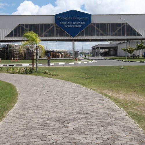 Ford anuncia plano de demissão de funcionários na fábrica de Camaçari