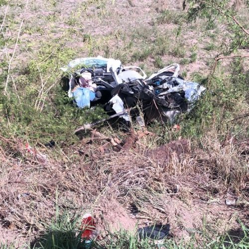 Trágico acidente na Estrada do Feijão tira a vida de condutor e deixa esposa grávida ferida