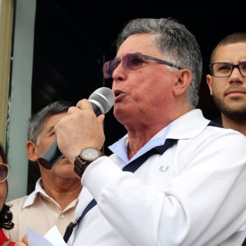 Deputado chama prefeito Zé Filho de “Papa Defunto” e acusa de esconder raio X