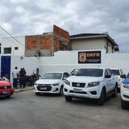 Duas mulheres são presas após aplicarem golpe do PIX em loja de informática em Feira de Santana