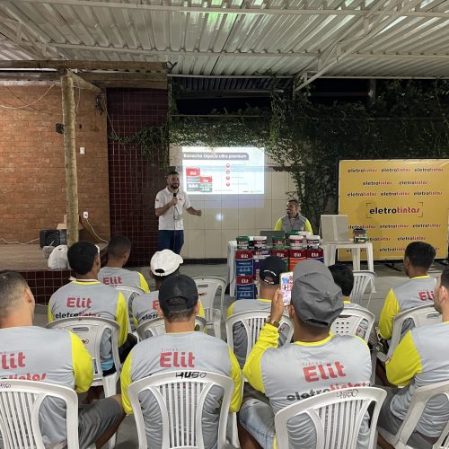 Treinamento para pintores reúne profissionais em Riachão do Jacuípe