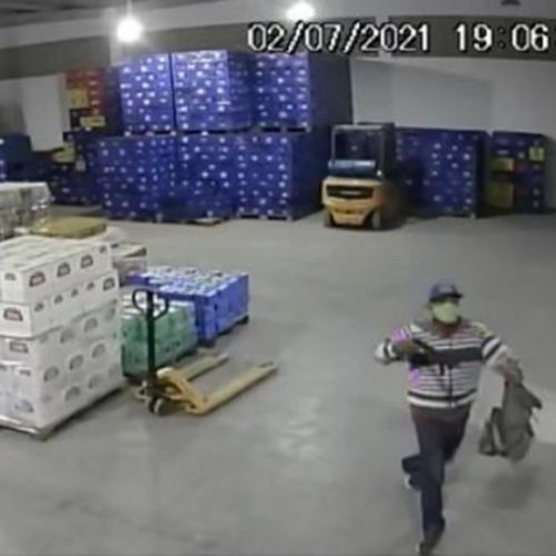 Ipirá: criminosos invadem distribuidora de bebidas, rendem funcionários e levam cerca de R$ 35 mil