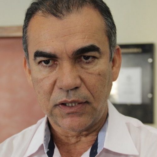 Prefeito de Coité não será afastado do cargo, decide TRE