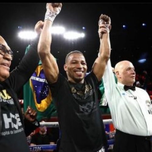 Robson Conceição vence e disputará novamente o título mundial dos superpenas