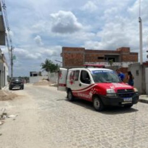 Pedreiro sofre queda de quatro metros em acidente de trabalho em Conceição do Coité