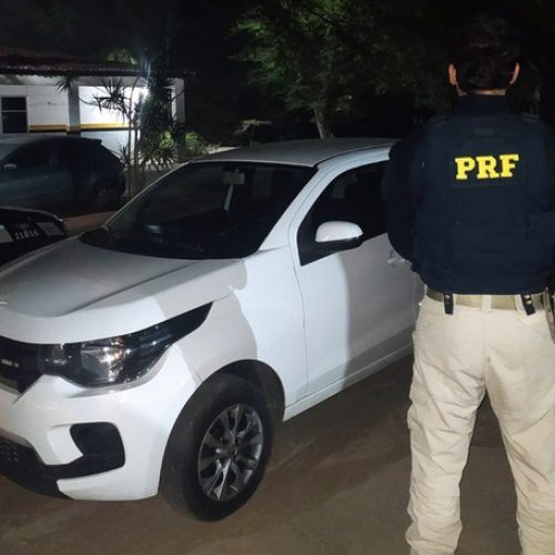 Fiat Mobi roubado em Salvador é recuperado na BR 324 em Gavião