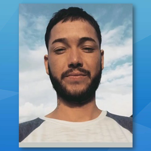 Jovem é achado morto em Conceição do Coité com iniciais de facção criminosa nas costas