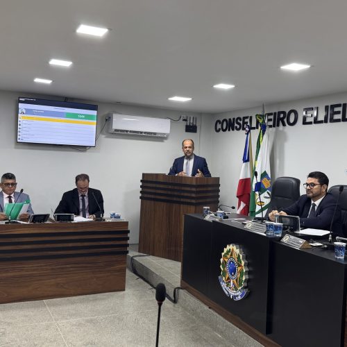 Vereadores discutem situação da fábrica Embrasa em R. do Jacuípe