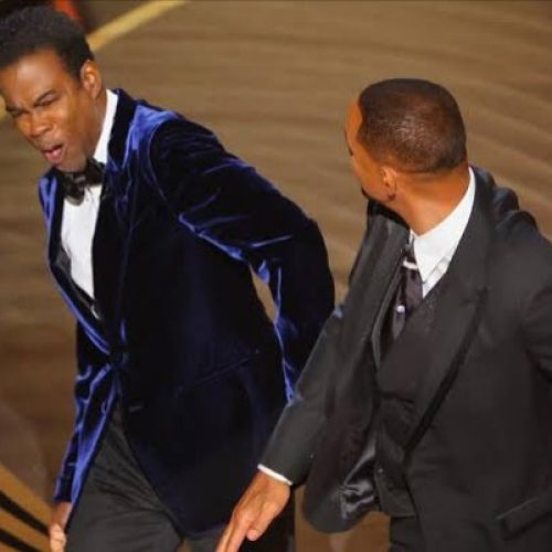 Will Smith dá tapa na cara de Chris Rock no Oscar 2022
