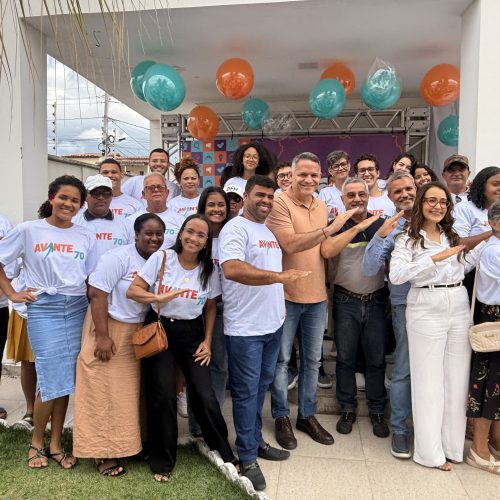 Dra. Iraney Araújo lança pré-candidatura a deputada federal em evento com grande participação popular em Pé de Serra