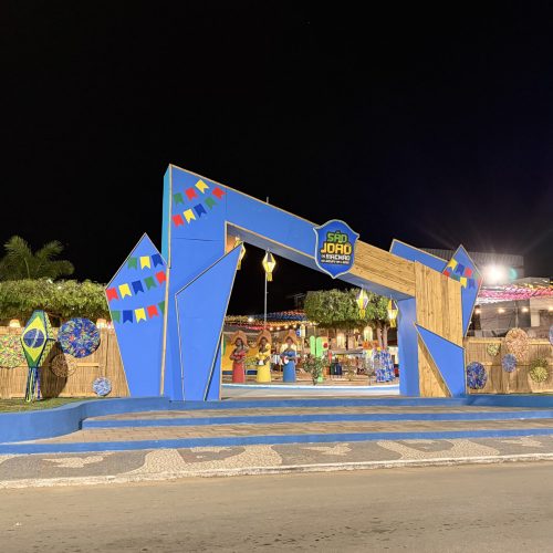 Beleza da Praça do São João encanta moradores e visitantes em Riachão do Jacuípe