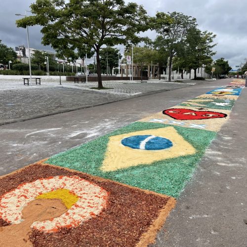 Riachão do Jacuípe mantém viva a tradição dos tapetes de Corpus Christi