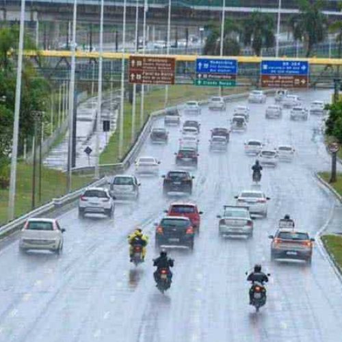 Inmet emite alerta de chuvas intensas para 48 cidades da Bahia
