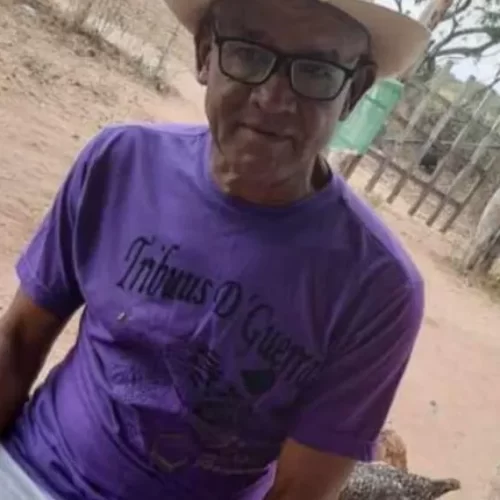 Homem morre após colidir moto em animal na BA 412