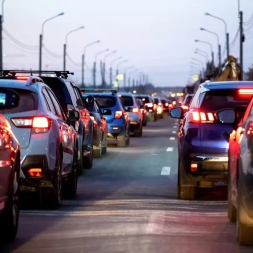 Leis de trânsito ficam mais rigorosas em 2026 e endurecem punições para infrações graves