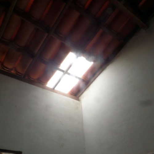 Idoso tem casa invadida na cidade de Pé de Serra
