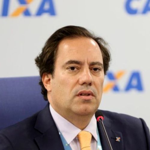 O presidente da CAIXA, Pedro Guimarães, anuncia redução das taxas de juros para o crédito imobiliário com recursos do SBPE.