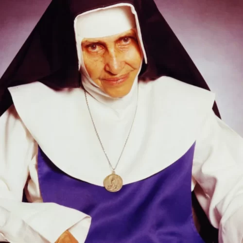 Espetáculo em homenagem a Irmã Dulce chega a Feira de Santana