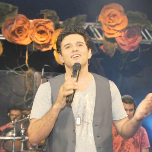 Abra a Porta, do cantor Del Feliz, foi eleita melhor música do São João da Bahia