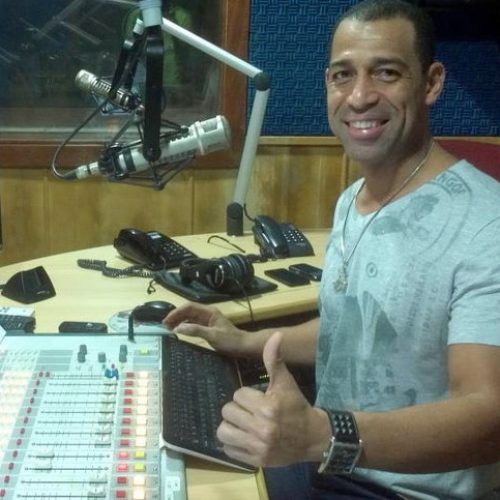 Radialista é baleado no Caminho das Árvores; PM de folga atira em suspeito