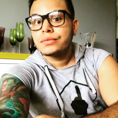 Cantor Tierry faz apelo e pede doação de sangue para o filho de 3 anos