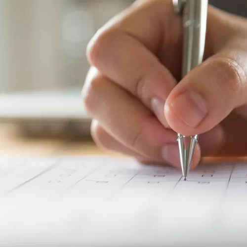 Escola do Exército abre vagas com salários de R$ 13 mil